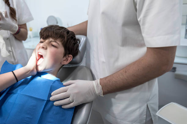Best Emergency Dentist for Knocked-Out Tooth in Spring Valley, IL